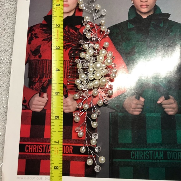 🌟 Wedding Party Hair Clip - Picture 4 of 5